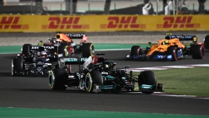 Hamilton converts Qatar pole but Verstappen limits damage
