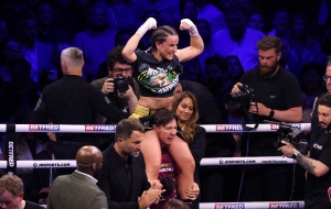Katie Taylor out to avenge first pro loss with rematch against Chantelle Cameron