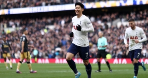 Tottenham 5-1 Newcastle: Son stars in crushing win as in-form Spurs go fourth