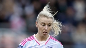 Leah Williamson returns to action but title-chasing Gunners go down to Hammers