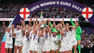 Women&#039;s Euros: The Queen and goal king Kane hails England Lionesses as football &#039;comes home&#039;
