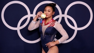 Olympic champion and &#039;best athlete in the world&#039; Lee wins college all-around debut
