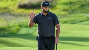 Rahm, Thomas tied for Northern Trust lead as FedEx Cup play-offs begin