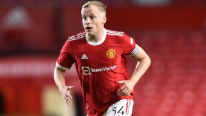 Man Utd outcast Van de Beek &#039;one of the most disappointing transfers ever&#039; – Berbatov