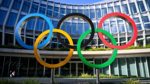 IOC opens door to Russian and Belarusian athletes at Paris 2024 amid war in Ukraine