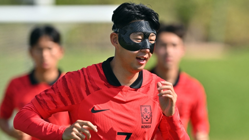 Son willing to risk health to play at World Cup after training in protective mask