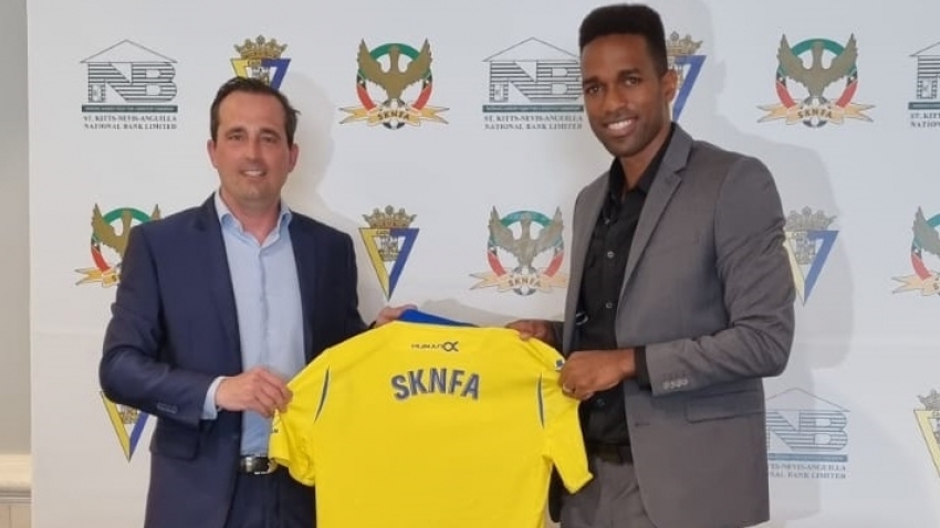 International Director of Football at Cádiz C.F., Enrique Martinez Perez and President of the SKNFA Atiba Harris at the signing of the cooperation agreement on Thursday.