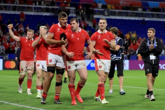 Record-breaking Gareth Davies enjoying rugby again after reclaiming Wales spot
