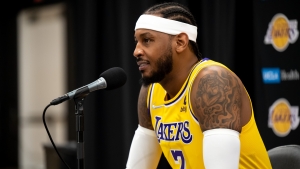Carmelo Anthony willing to play any role for Lakers