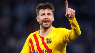 Kluivert and Laporte lead tributes to retiring Barca star Pique