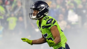 Seahawks coach Carroll &#039;cannot fathom&#039; playing without Lockett after wideout breaks finger