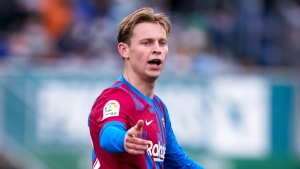 Barcelona reliant on De Jong leaving to ease registration issues, says financial expert Maguire