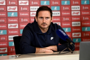 Lampard ignoring talk of potential replacements