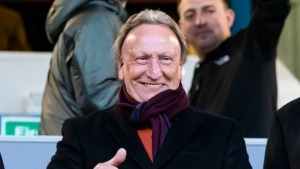 Warnock comes out of retirement to take on Huddersfield job