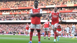 Arsenal 3-2 Liverpool: Saka double sends Gunners back to top spot