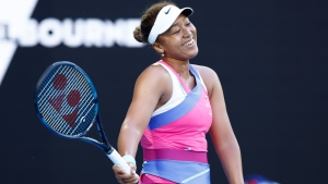 Australian Open: Osaka eases through to set up Anisimova clash