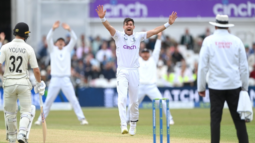 Anderson takes 650th Test wicket as England push for victory against New Zealand