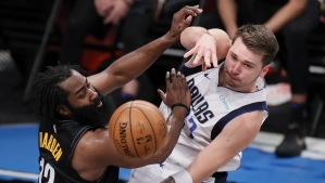 Mavs snap Nets&#039; eight-game winning streak, Embiid scores 42 but 76ers lose in OT