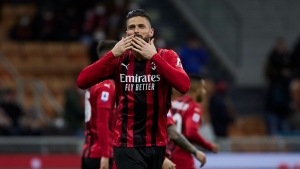 Milan 3-1 Roma: Rossoneri reassert title credentials against Mourinho&#039;s nine men