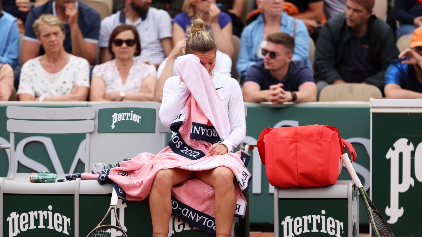 French Open: Halep reveals panic attack in Zheng defeat