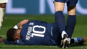 No ankle fracture for Neymar but PSG must wait on ligament scan