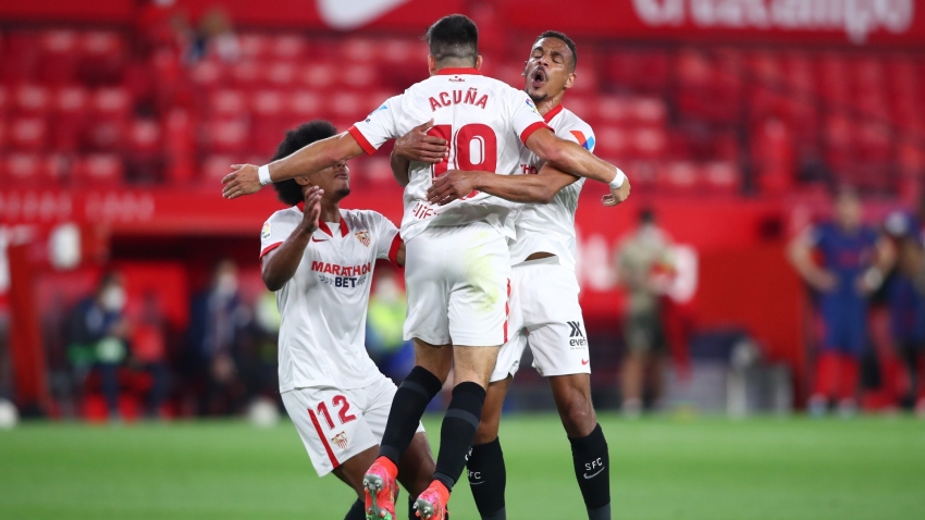 Slavia bid to regain momentum against Lille
