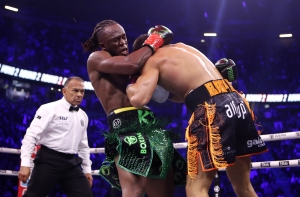Tommy Fury claims points victory over YouTube star KSI