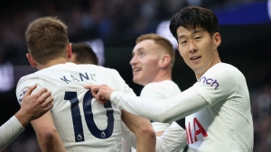 Tottenham 3-1 West Ham: Son and Kane nudge Conte closer to Champions League