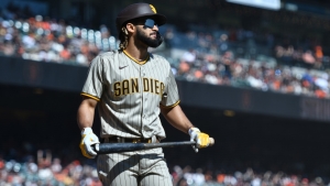 Padres reveal Fernando Tatis Jr. still not cleared to swing bat after March wrist surgery