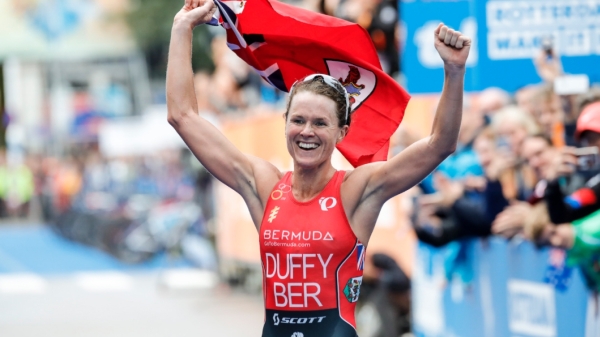 Bermuda's Flora Duffy successfully defends Triathlon title at Commonwealth Games Featured - sportsmax.tv