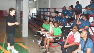 McIntosh engaging netball coaches from the Americas.