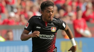 Leon Bailey says it&#039;s time Messi leaves Barcelona