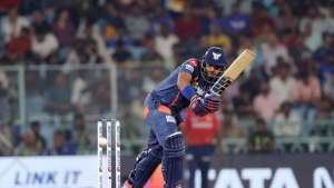 Pooran hits 21-ball 42 as Lucknow Super Giants beat Punjab Kings by 21 runs